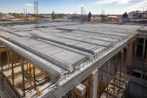 Poutrelle : rôle, types et pose pour un plancher solide